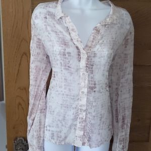 Bella Dahl Long Sleeve Lightweight Shirt